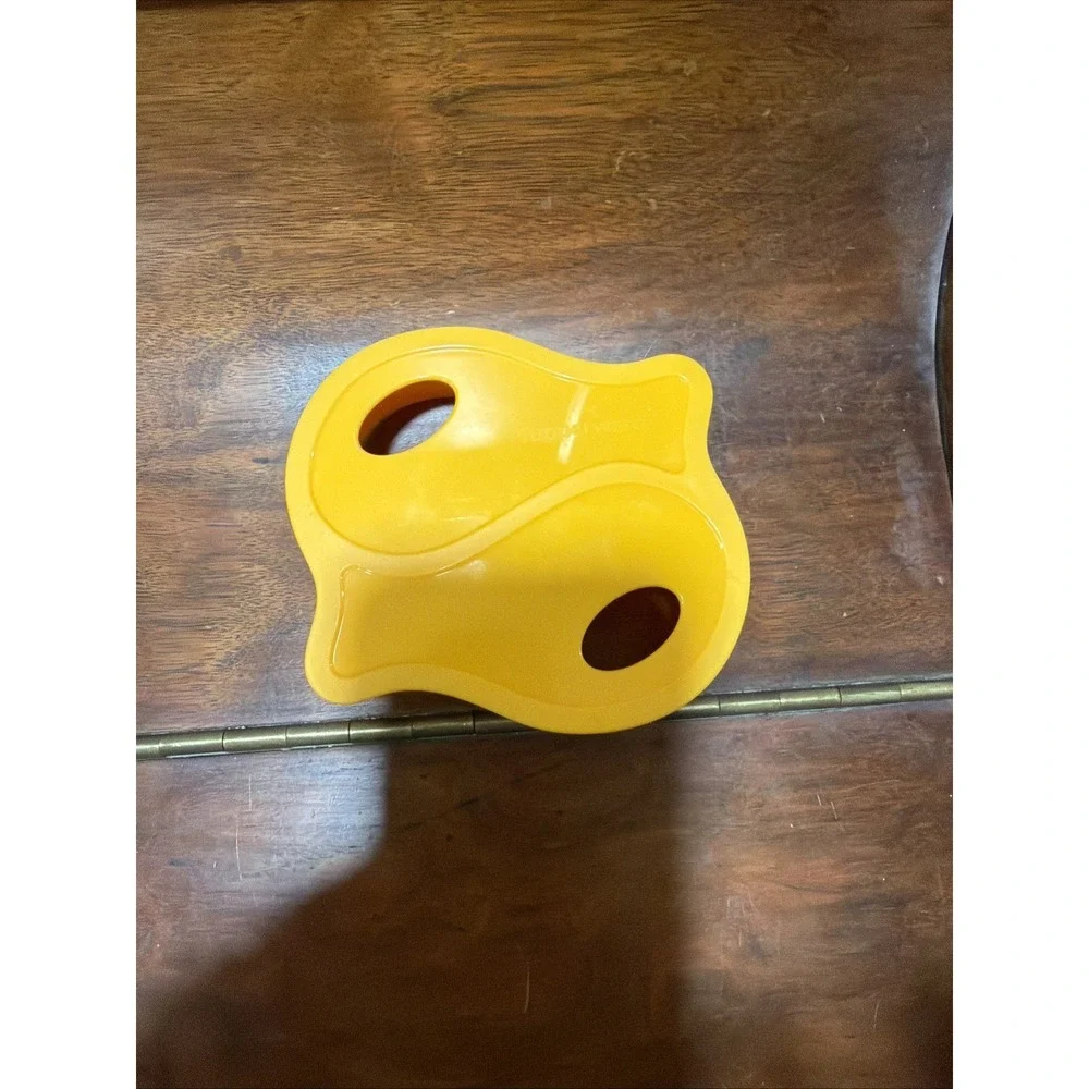 Tupperware new fish